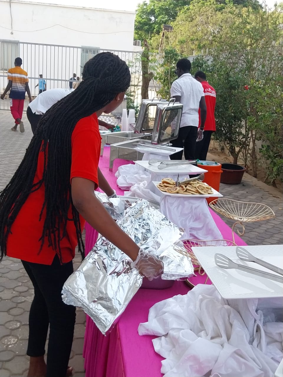 Un moment convivial pour clôturer la Journée Portes Ouvertes IDHP & Amnesty 